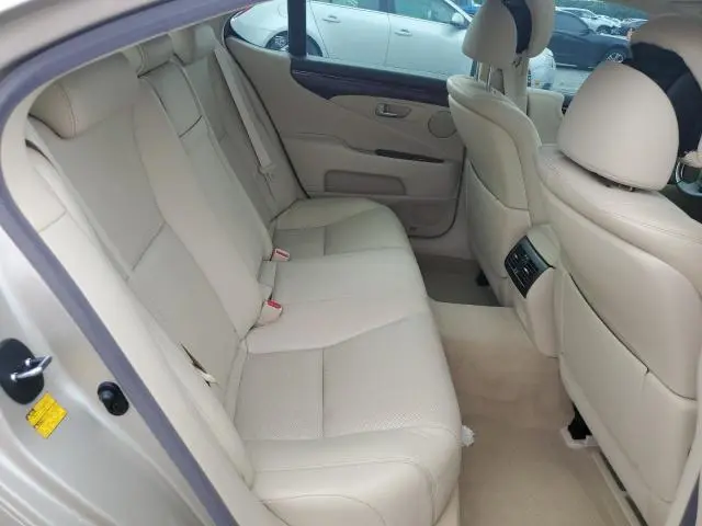 2012 LEXUS LS 460  