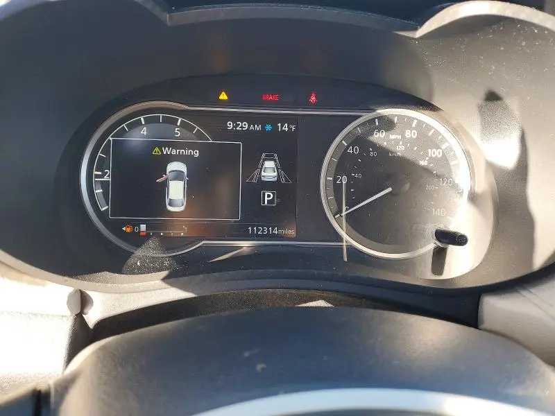 2021 NISSAN VERSA SV  