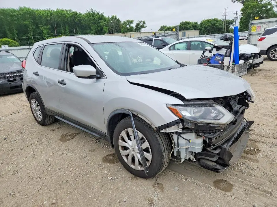 2017 NISSAN ROGUE   