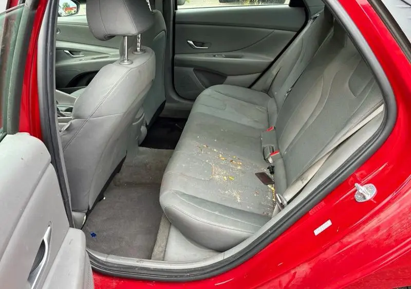 2023 HYUNDAI ELANTRA SE  