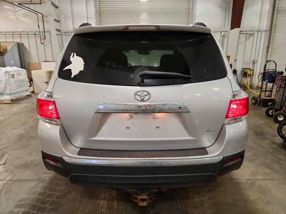 2012 TOYOTA HIGHLANDER BASE  