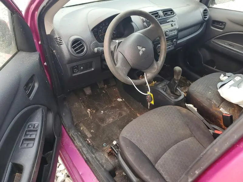 2015 MITSUBISHI MIRAGE DE  
