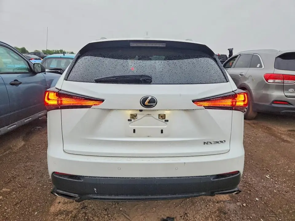 2021 LEXUS NX 300 BASE  