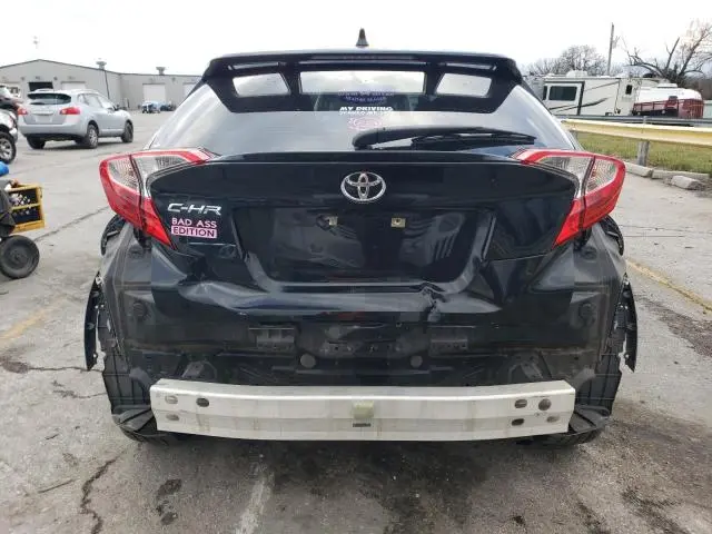2019 TOYOTA C-HR XLE  