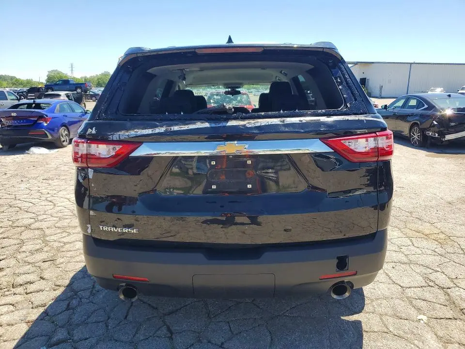 2021 CHEVROLET TRAVERSE LS  