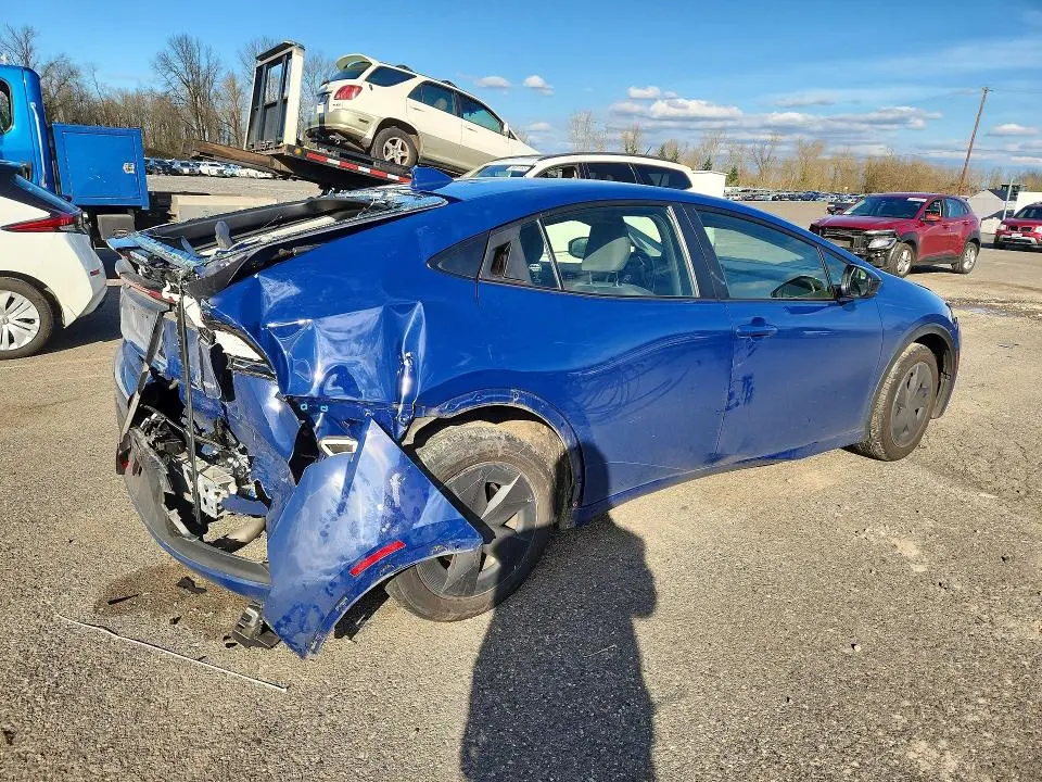 2024 TOYOTA PRIUS LE  