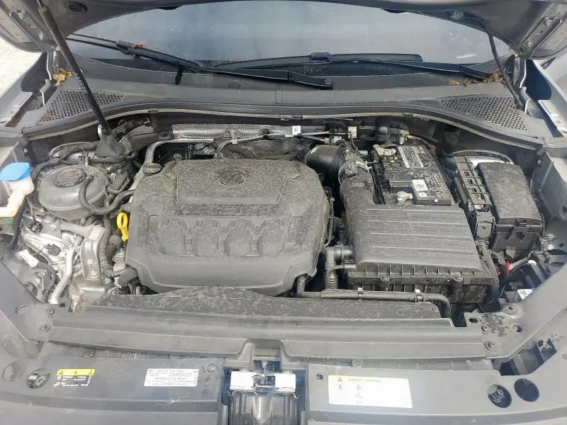 2023 VOLKSWAGEN TIGUAN SE R-LINE BLACK  
