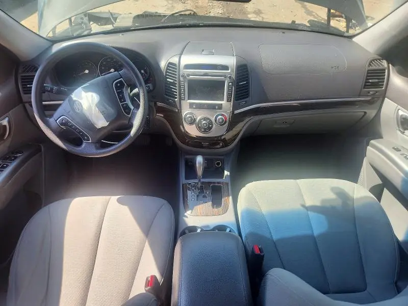 2010 HYUNDAI SANTA FE GLS  