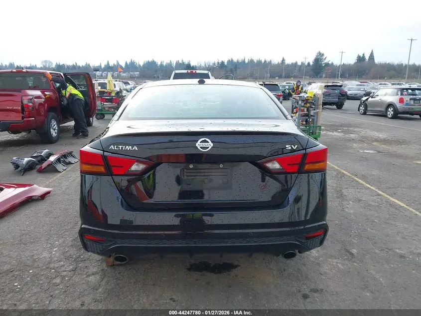 2022 NISSAN ALTIMA SV FWD