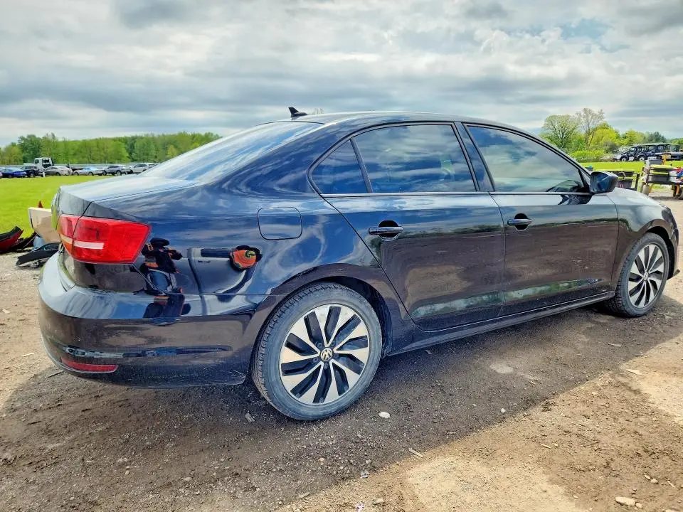 2015 VOLKSWAGEN JETTA TDI  