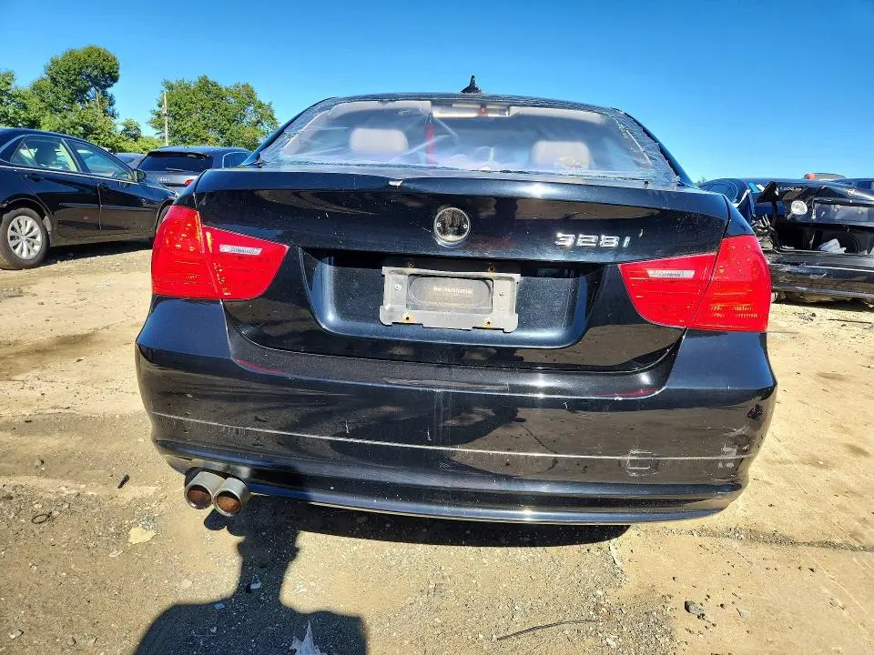 2011 BMW 328 XI  