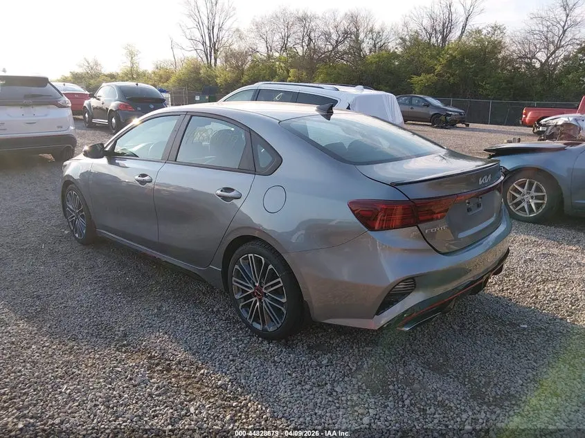 2022 KIA FORTE GT