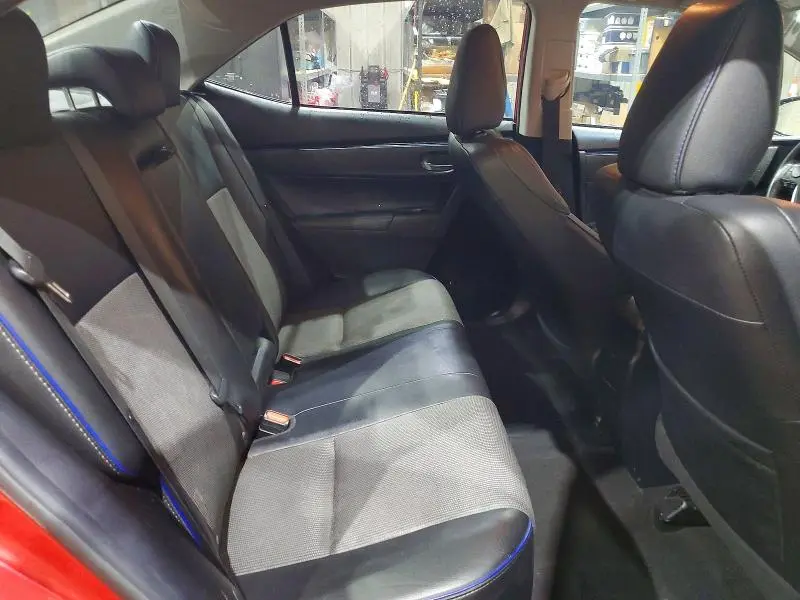 2017 TOYOTA COROLLA SE  