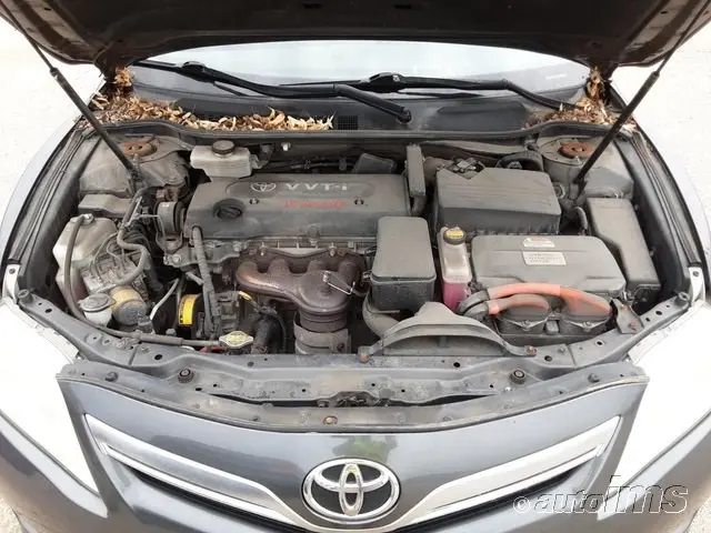 2011 TOYOTA CAMRY HYBRID 