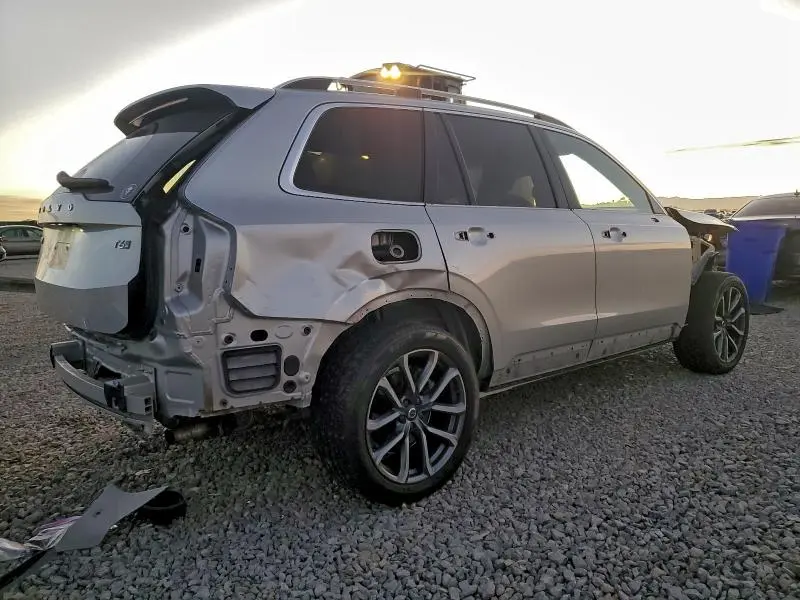 2019 VOLVO XC90 T6 MOMENTUM  