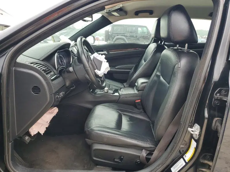 2015 CHRYSLER 300 LIMITED  