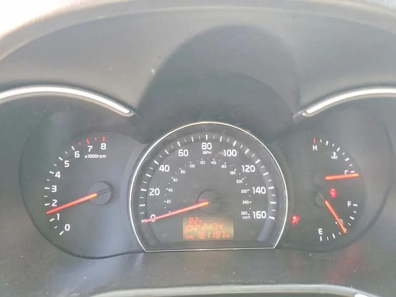 2015 KIA SORENTO LX  