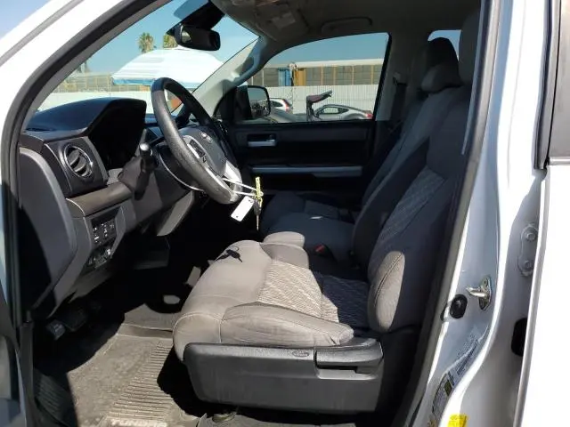 2019 TOYOTA TUNDRA CREWMAX SR5  