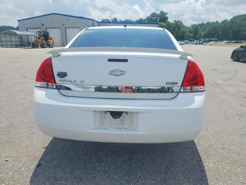2010 CHEVROLET IMPALA LT  
