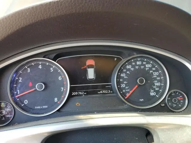 2014 VOLKSWAGEN TOUAREG V6  