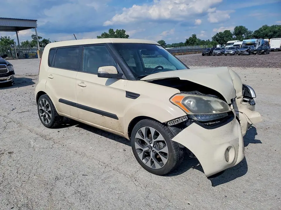 2013 KIA SOUL !  