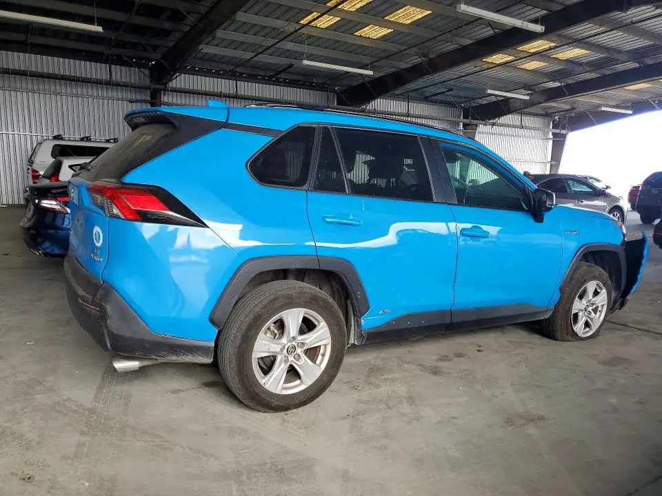 2019 TOYOTA RAV4 LE  
