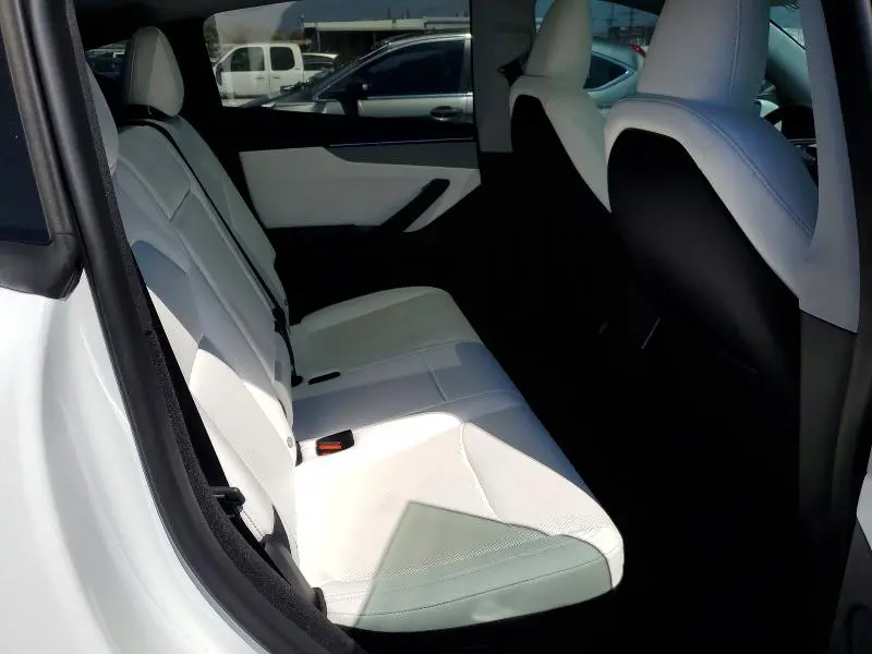 2026 TESLA MODEL Y   