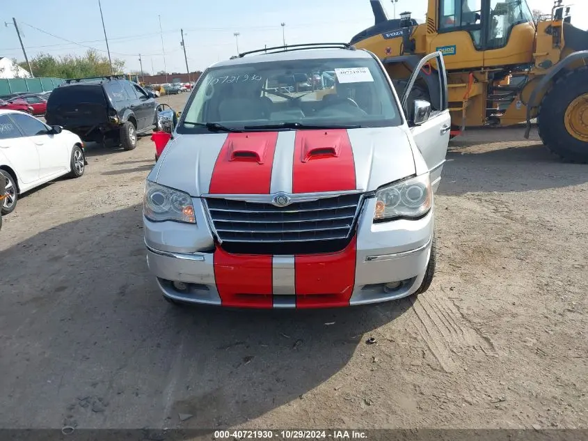 2010 CHRYSLER TOWN & COUNTRY NEW LIMITED