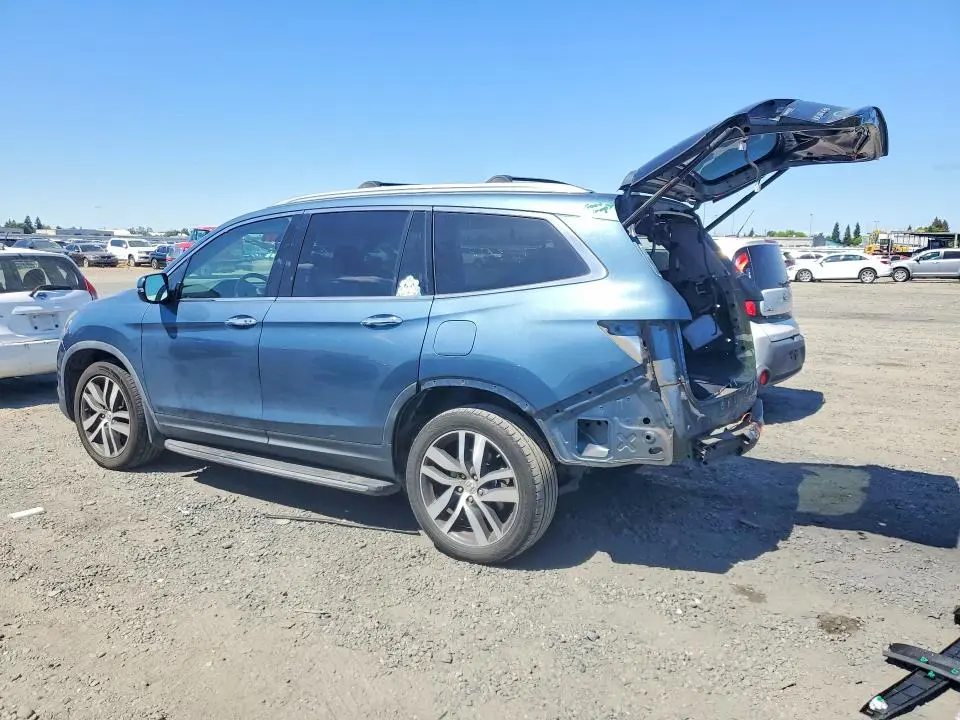 2017 HONDA PILOT ELITE  