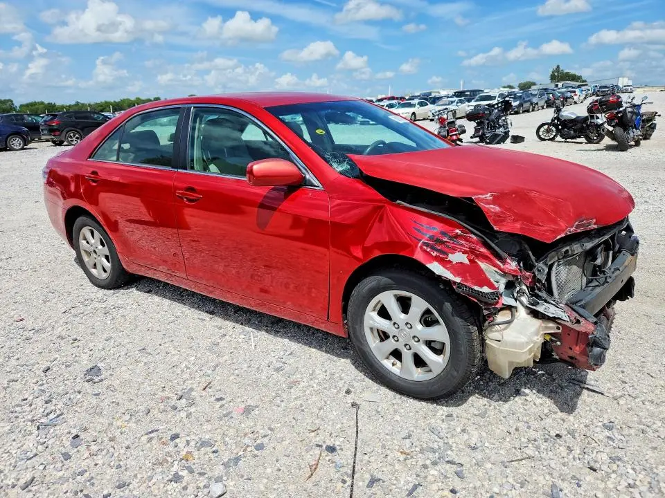 2011 TOYOTA CAMRY LE  