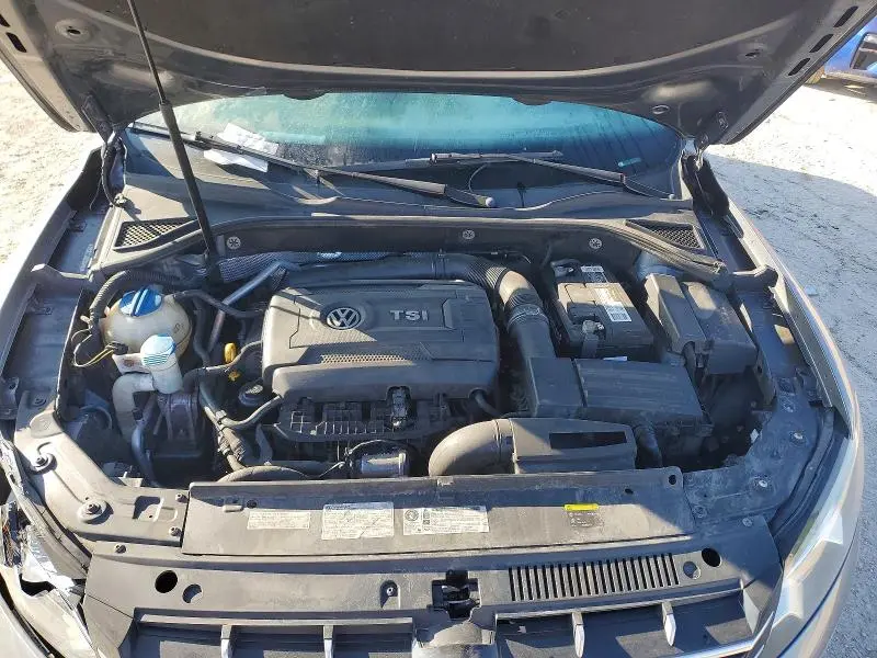 2015 VOLKSWAGEN PASSAT S  