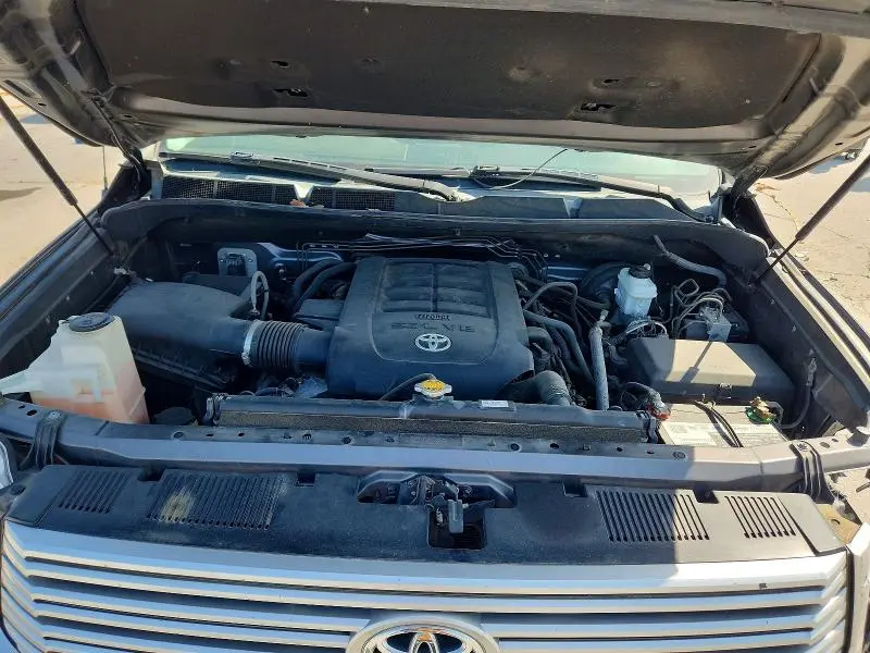 2017 TOYOTA TUNDRA CREWMAX LIMITED  