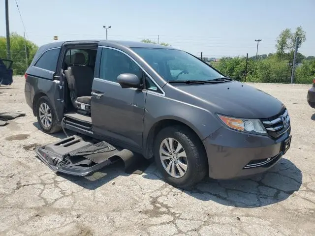 2016 HONDA ODYSSEY SE  