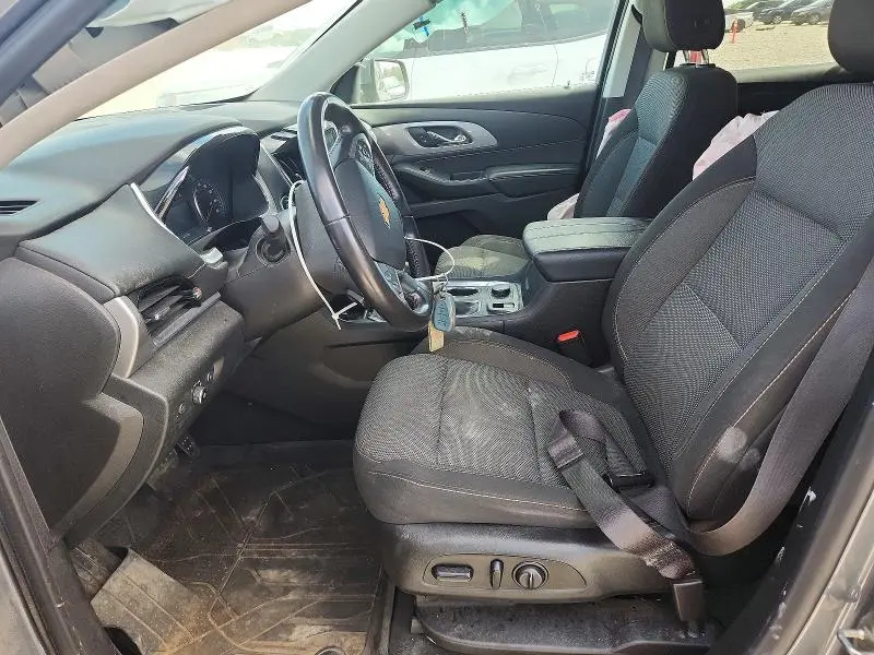 2021 CHEVROLET TRAVERSE LT  