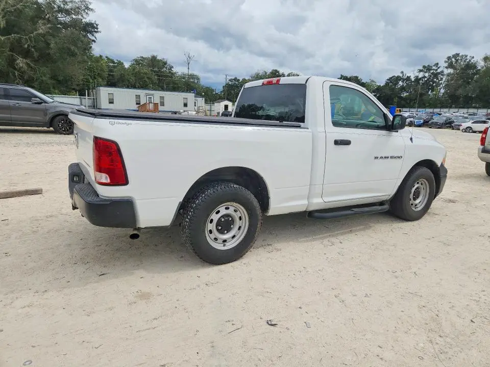2012 DODGE RAM 1500 ST  