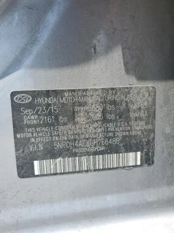 2016 HYUNDAI ELANTRA SE  