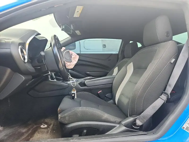 2022 CHEVROLET CAMARO LT1  