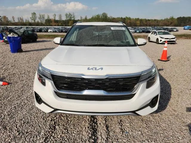 2023 KIA SELTOS S  