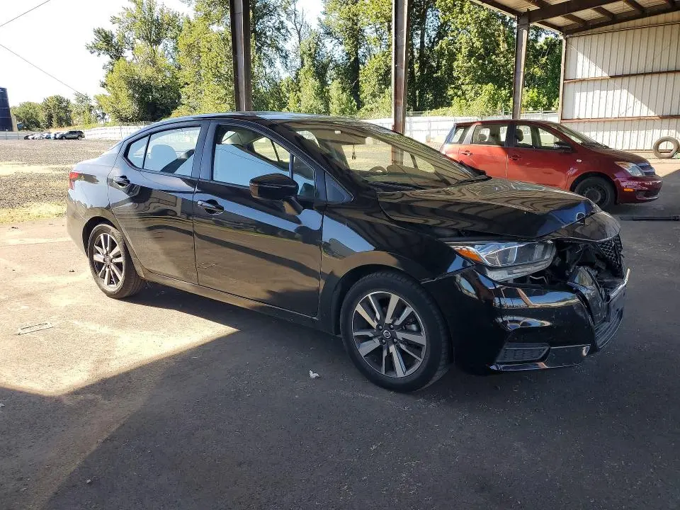 2021 NISSAN VERSA SV  