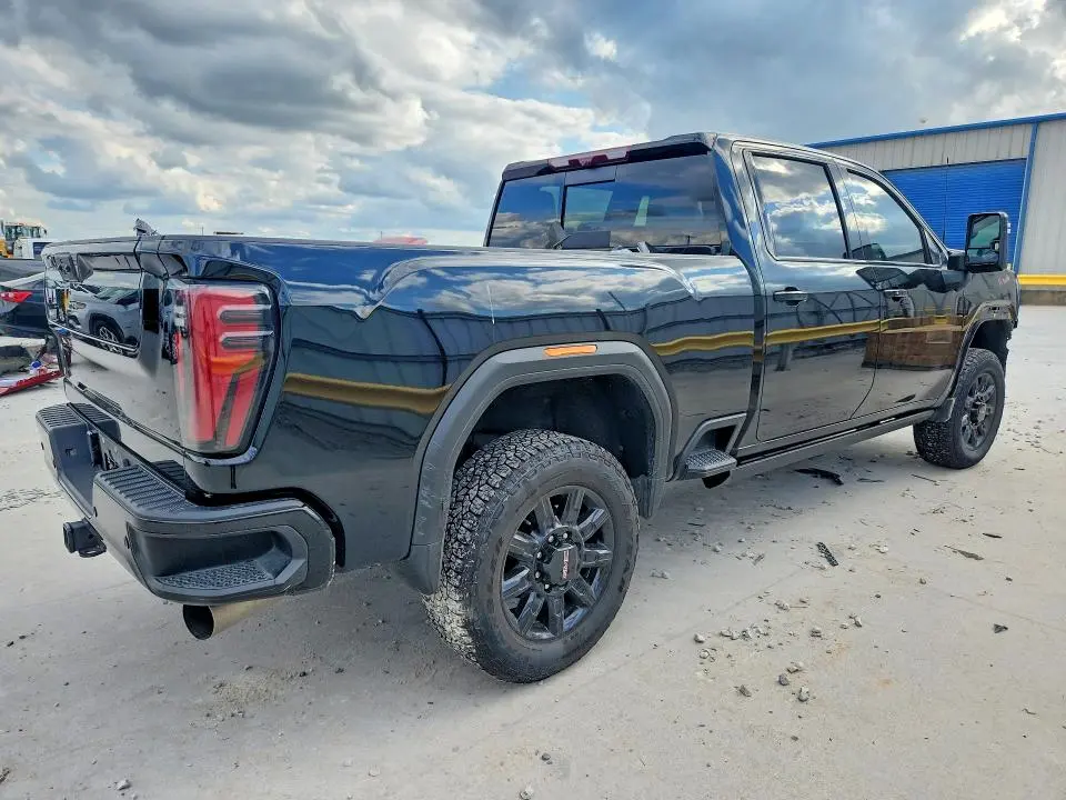 2024 GMC SIERRA K3500 AT4  