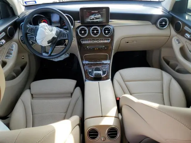 2019 MERCEDES-BENZ GLC 300  