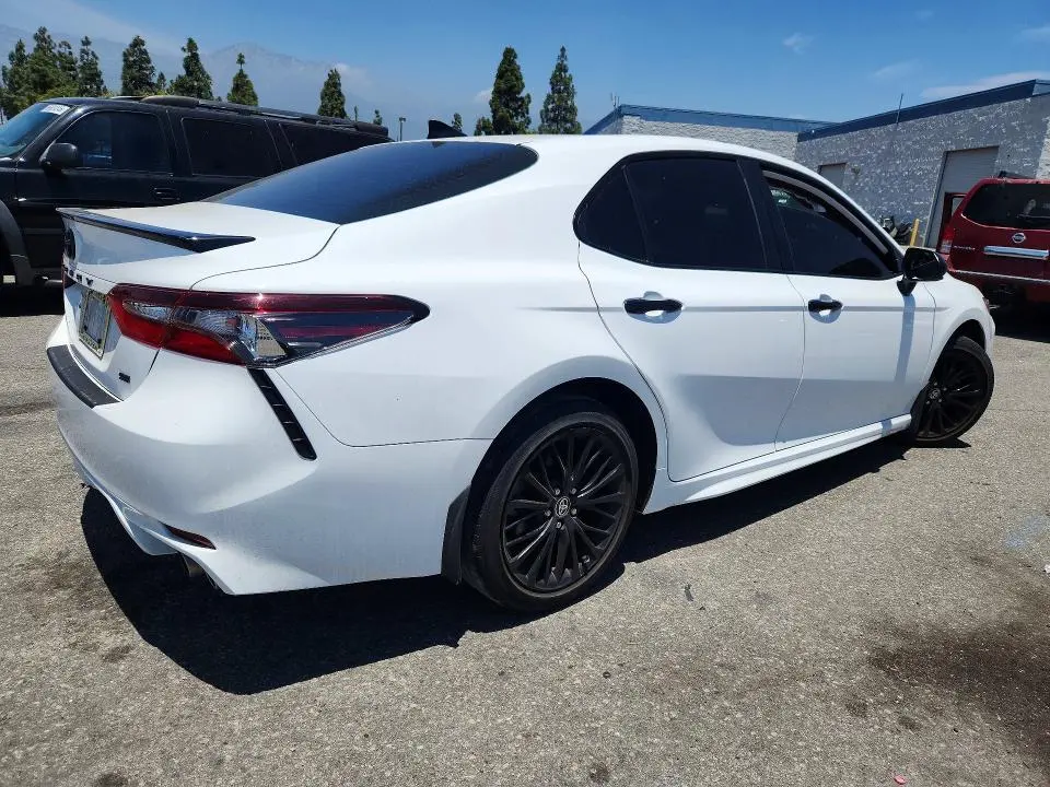 2021 TOYOTA CAMRY SE NIGHTSHADE  