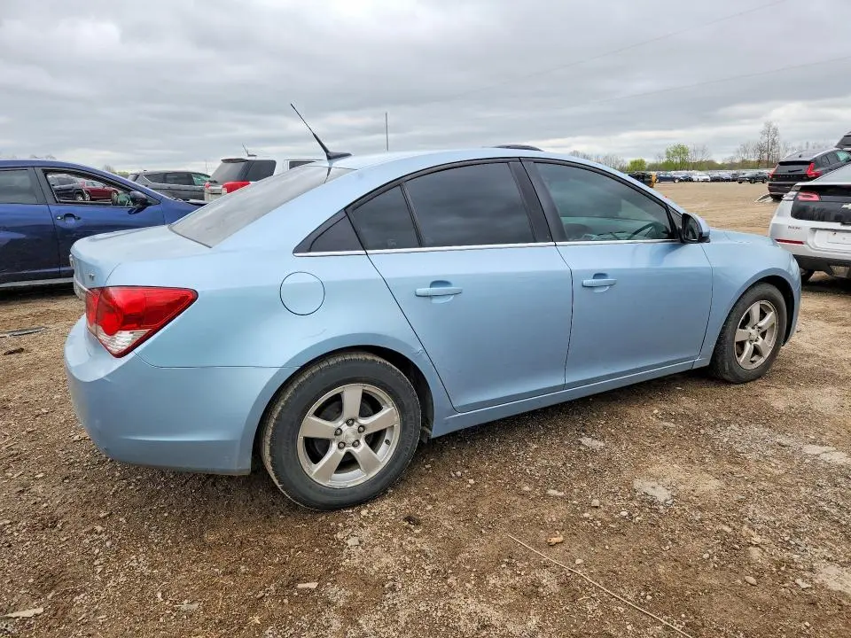 2012 CHEVROLET CRUZE LT  