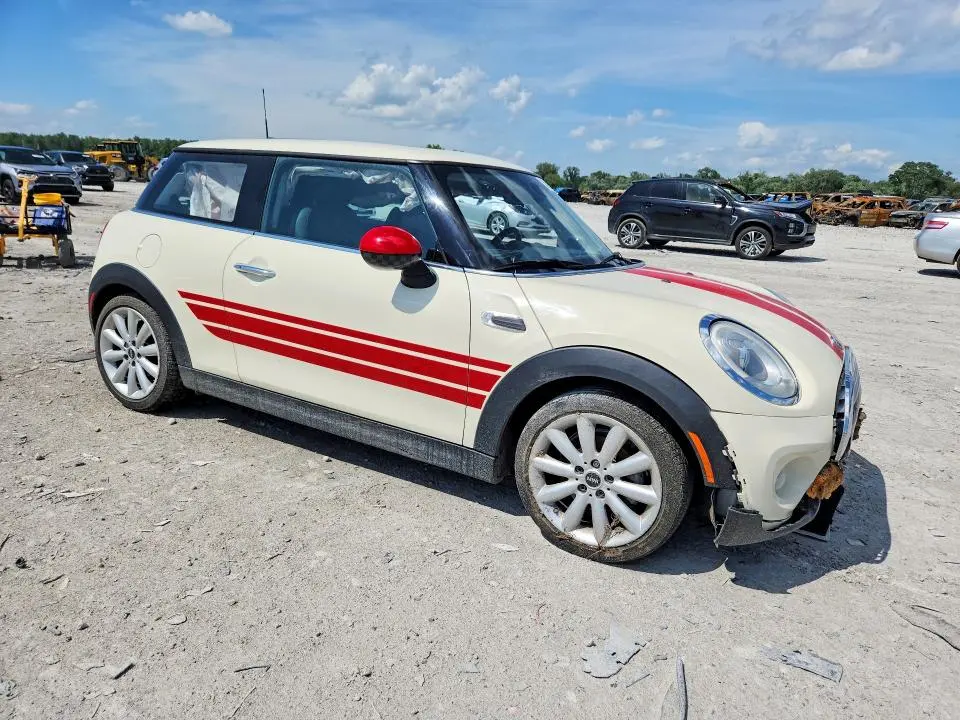2015 MINI COOPER   