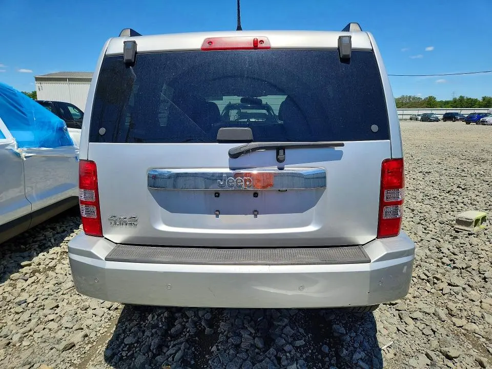 2012 JEEP LIBERTY JET  