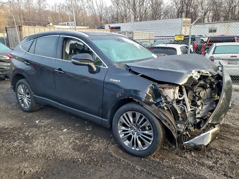 2021 TOYOTA VENZA LE  