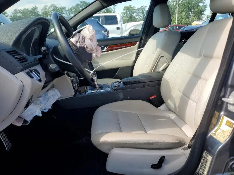 2011 MERCEDES-BENZ C 300 4MATIC  