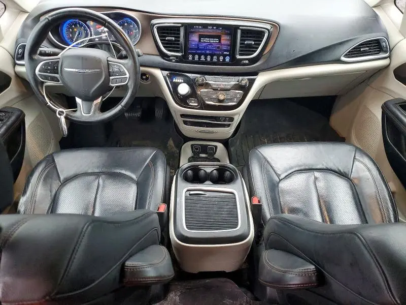 2017 CHRYSLER PACIFICA TOURING L PLUS  