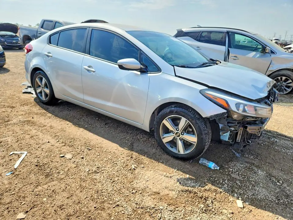 2018 KIA FORTE LX  