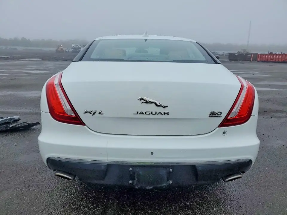 2017 JAGUAR XJL PORTFOLIO  